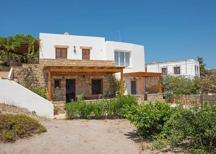 Meloi Patmos شقة سكالا